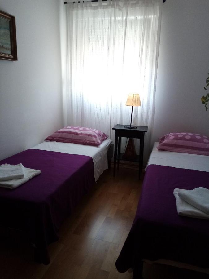 Apartman Mikola With Sea View Trogir Zewnętrze zdjęcie
